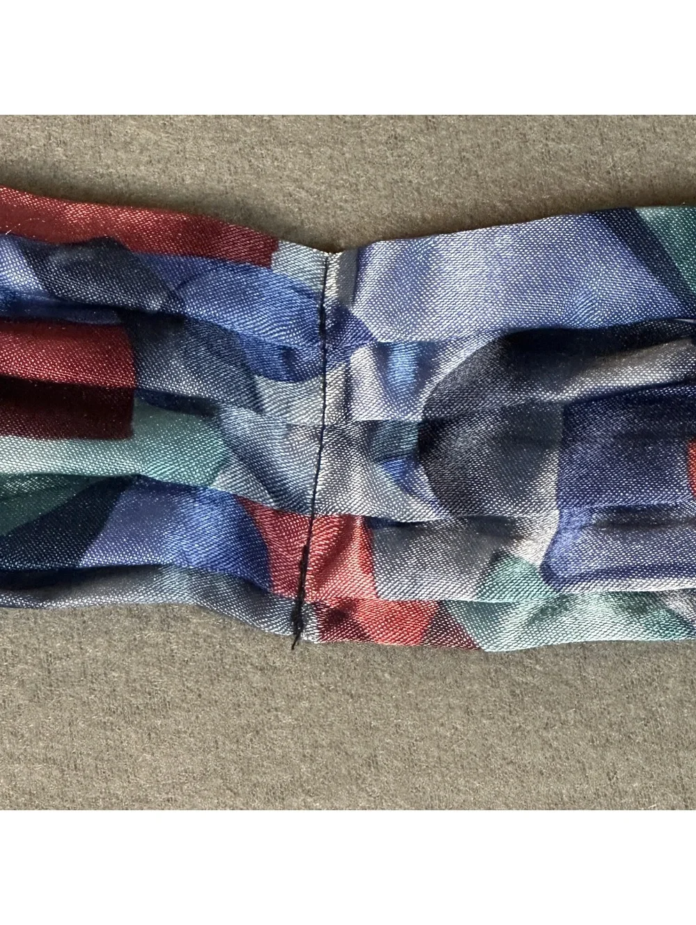 Abstract Patterned Cravat/Ascot Scarf